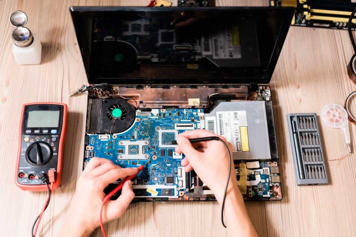 MacBook Dead? Laptop Drive Not Detected?